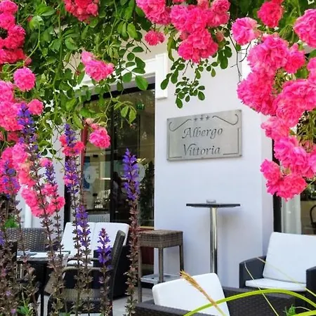 Vittoria 3* Rimini