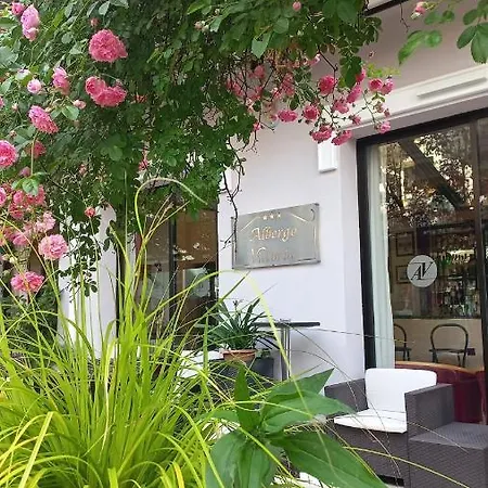 Vittoria Hotel