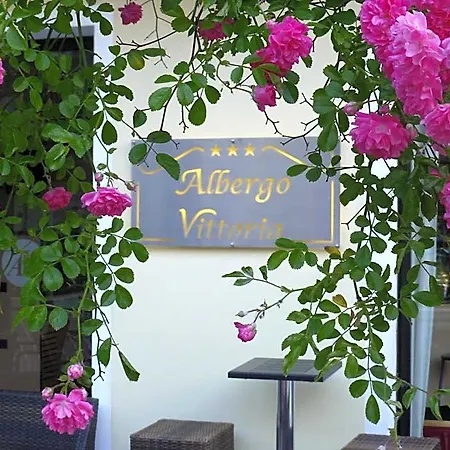 Vittoria 3* Rimini